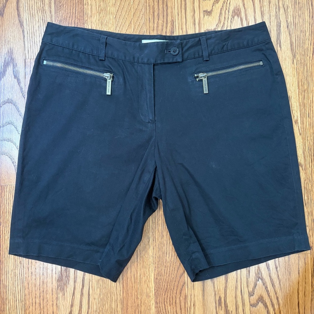 Michael Kors Black Zip-Pocket Bermuda Shorts (8)